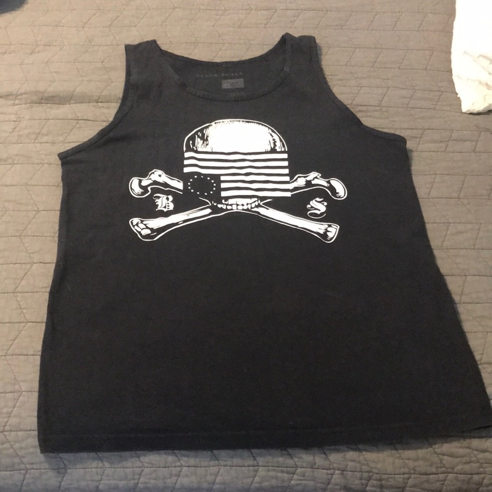 Black scale tank top